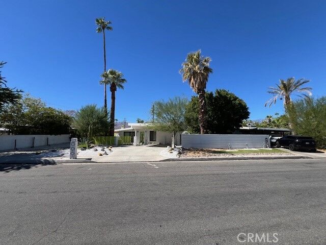 Property Photo:  45416 Panorama Drive  CA 92260 