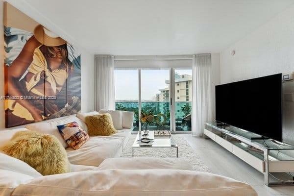 Property Photo: 4001 S Ocean Dr 14G FL 33019