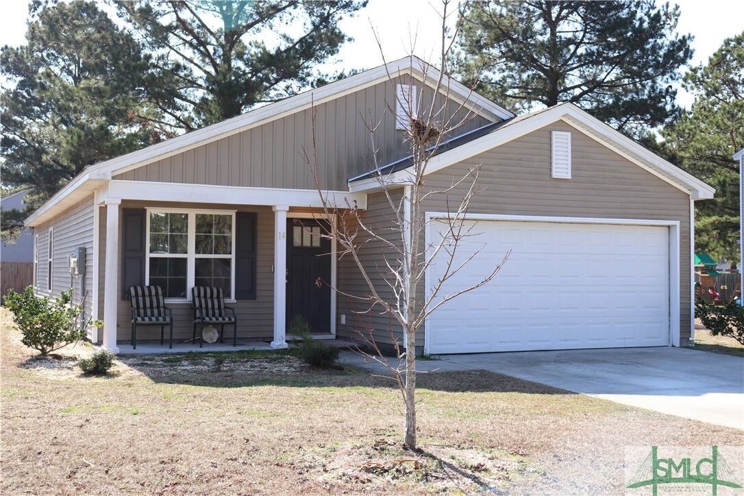 Property Photo:  14 Blackberry Circle  GA 31312 