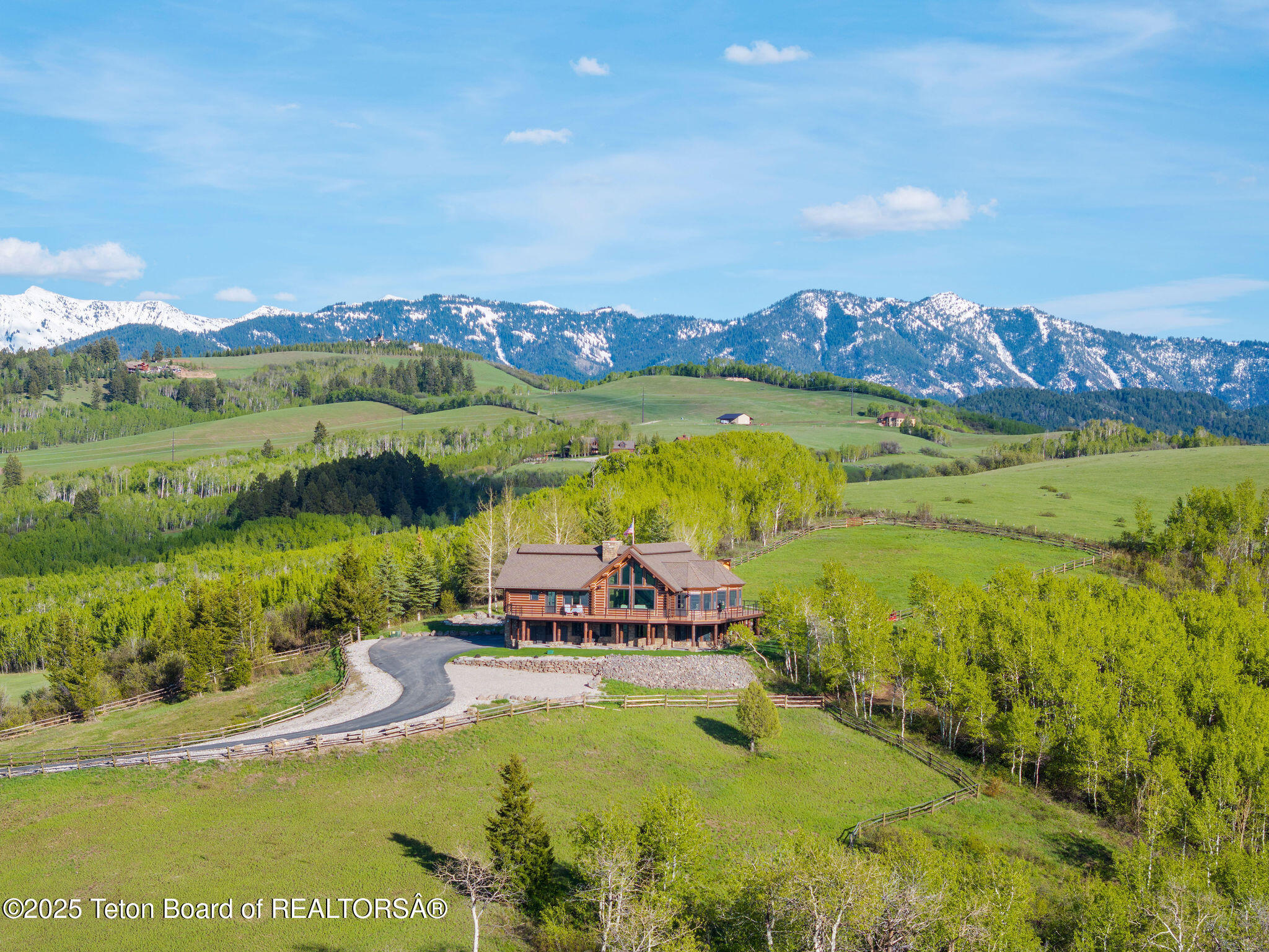 Property Photo: 785 Strawberry Hills Dr WY 83112