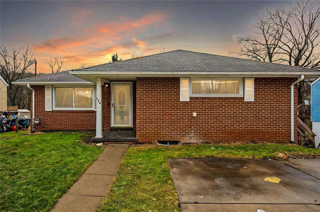Property Photo: 124 Carroll St PA 15001