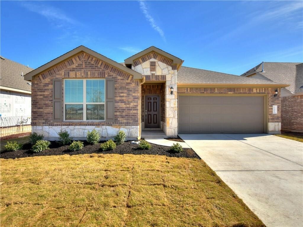 Property Photo:  7201 Bargello Place  TX 78665 