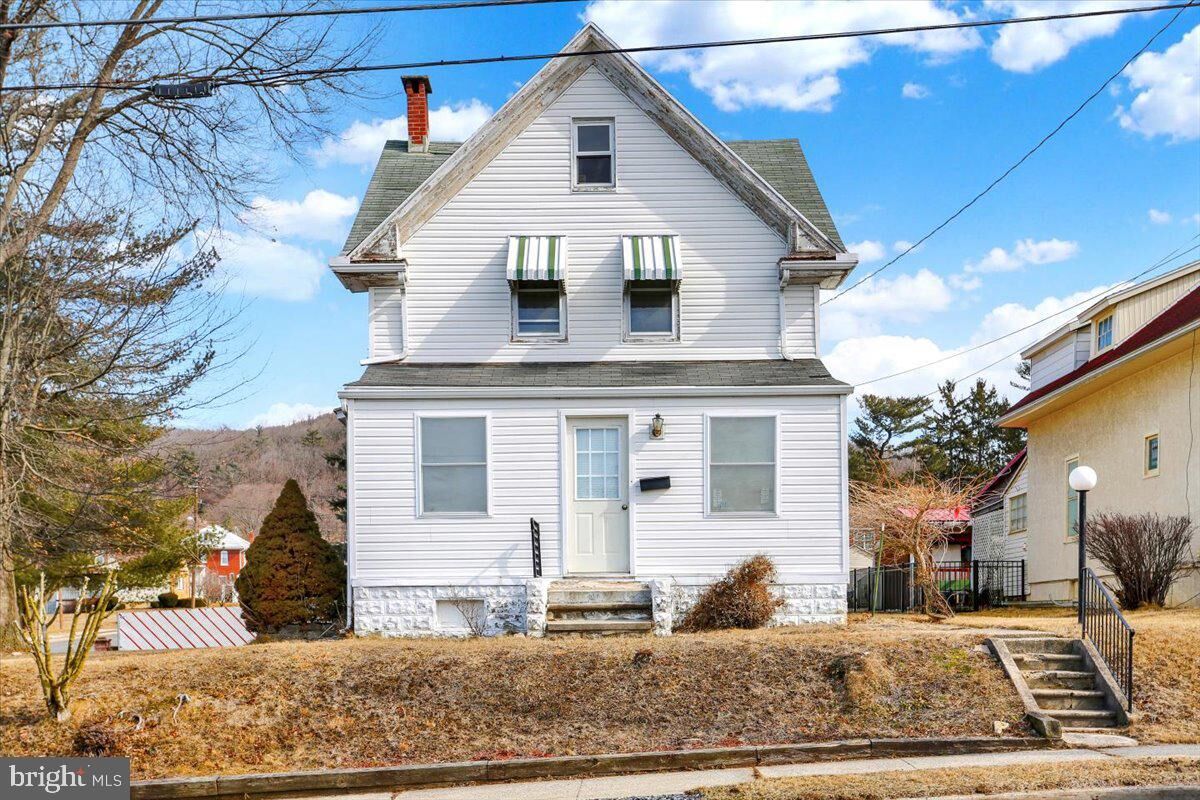 Property Photo:  3439 Raymond Street  PA 19605 