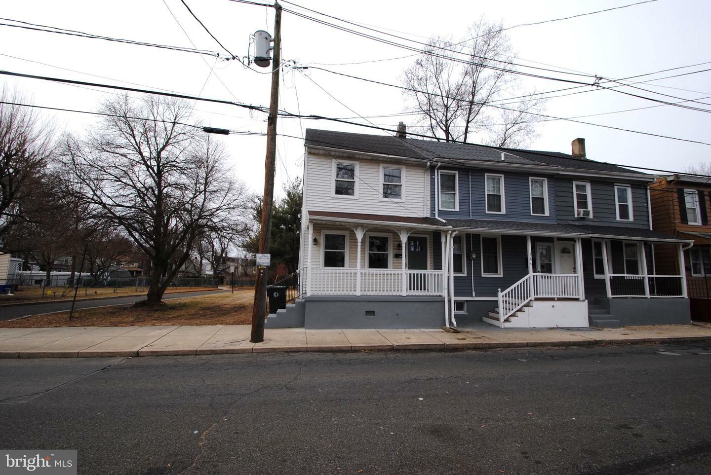 Property Photo:  548 York Street  NJ 08016 