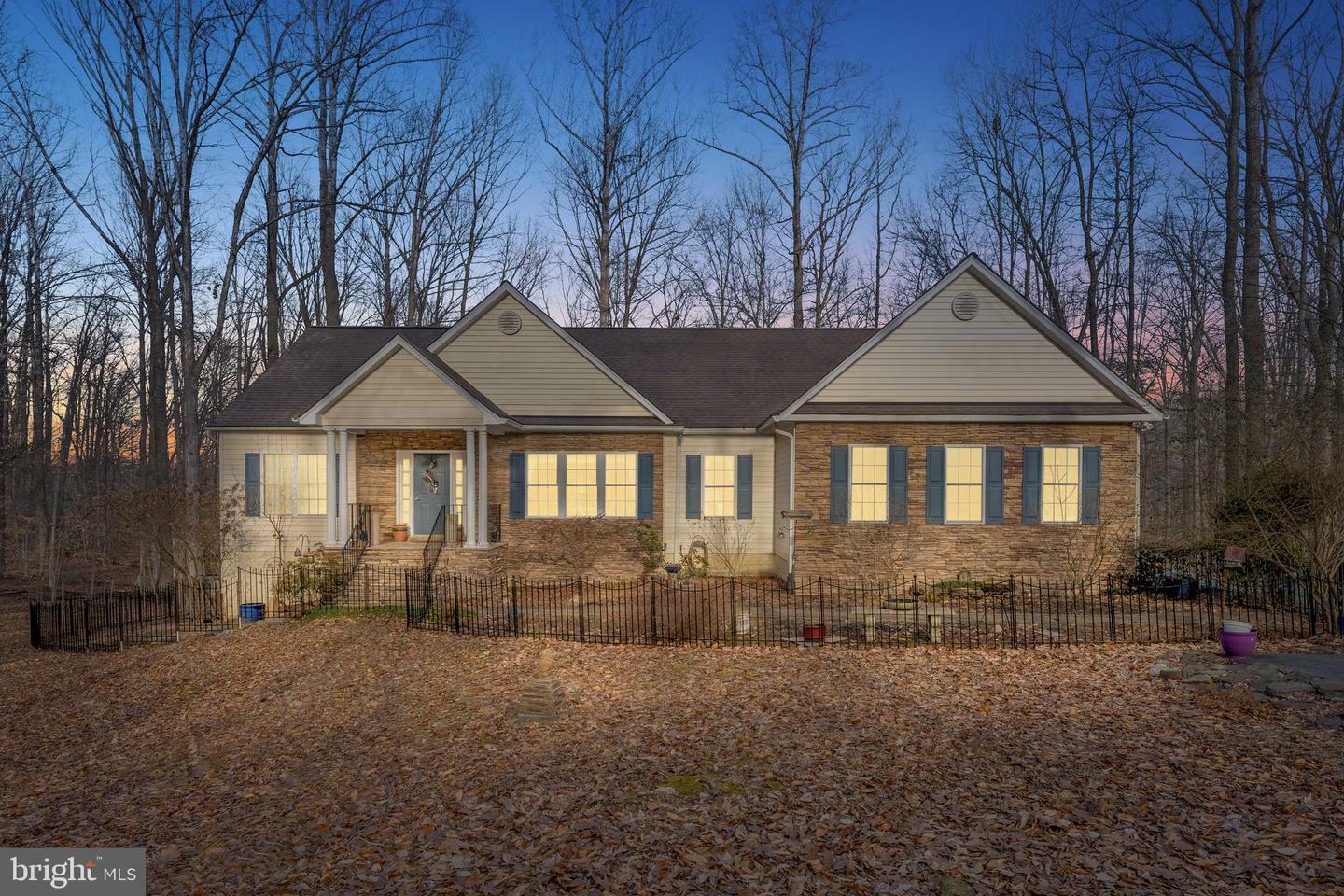 Property Photo:  10617 Mystic Point Drive  VA 22407 