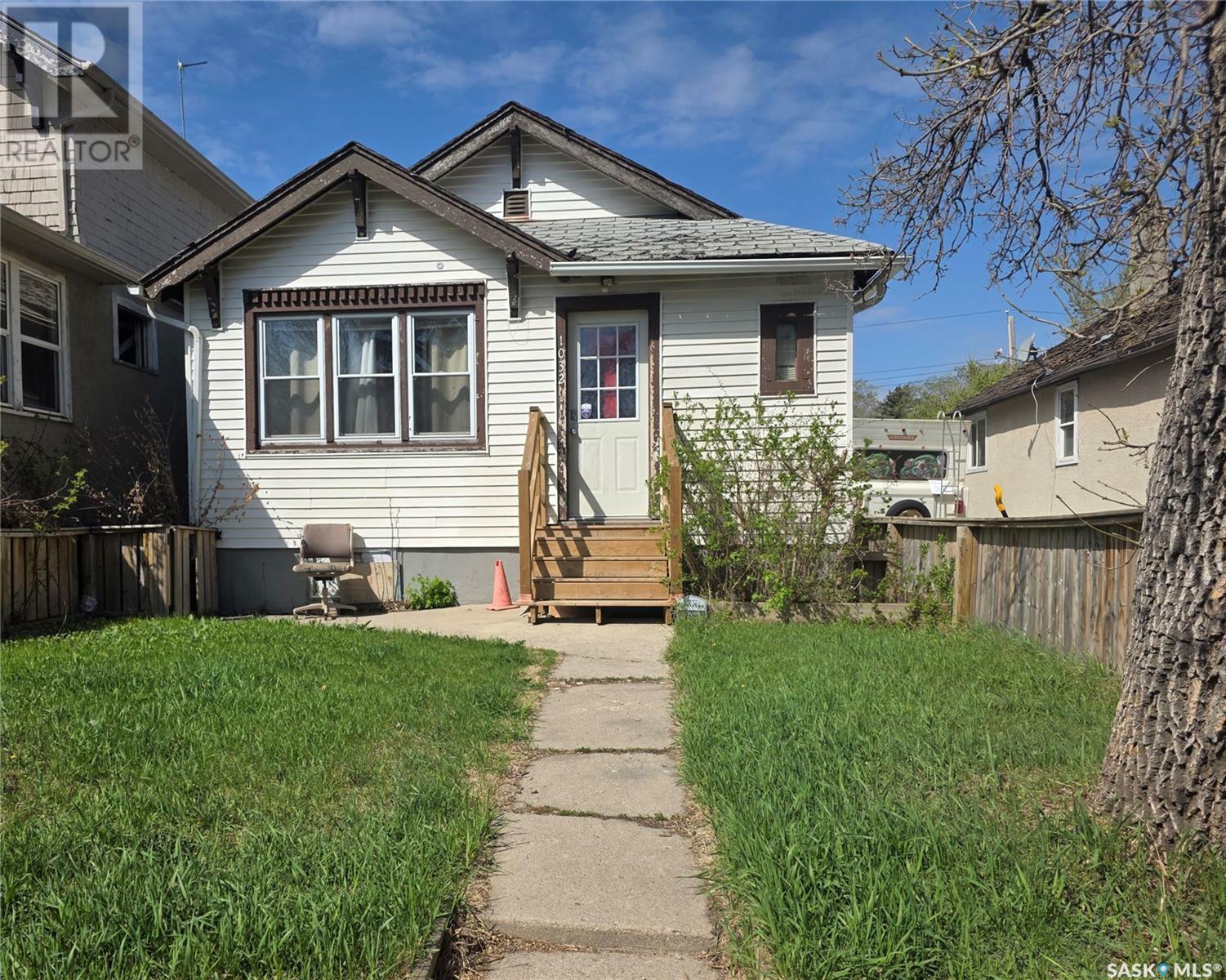 Property Photo: 1032 Retallack Street SK S4T 2H3