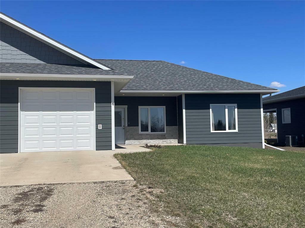 4 Brettel Avenue  Carberry MB R0K 0H0 photo