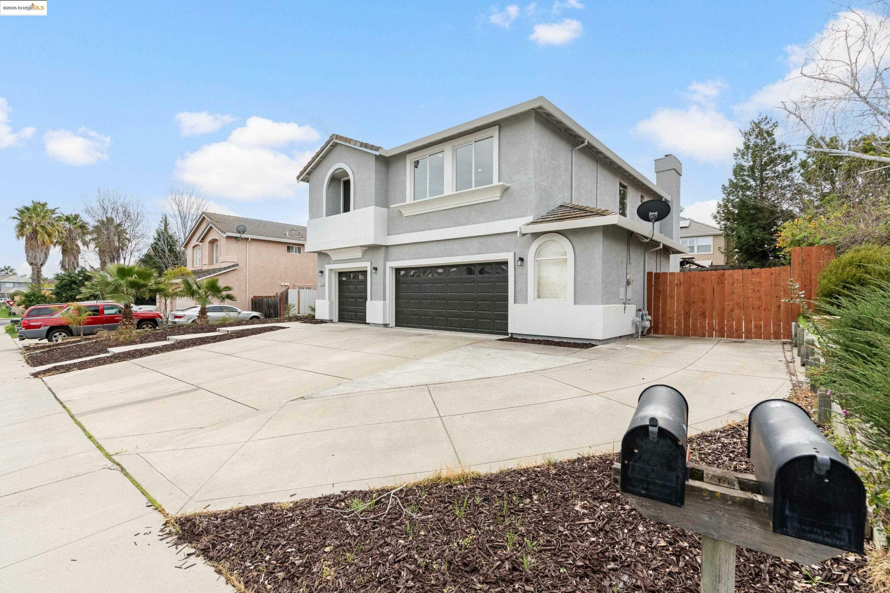 Property Photo:  2520 Stanford Way  CA 94531 