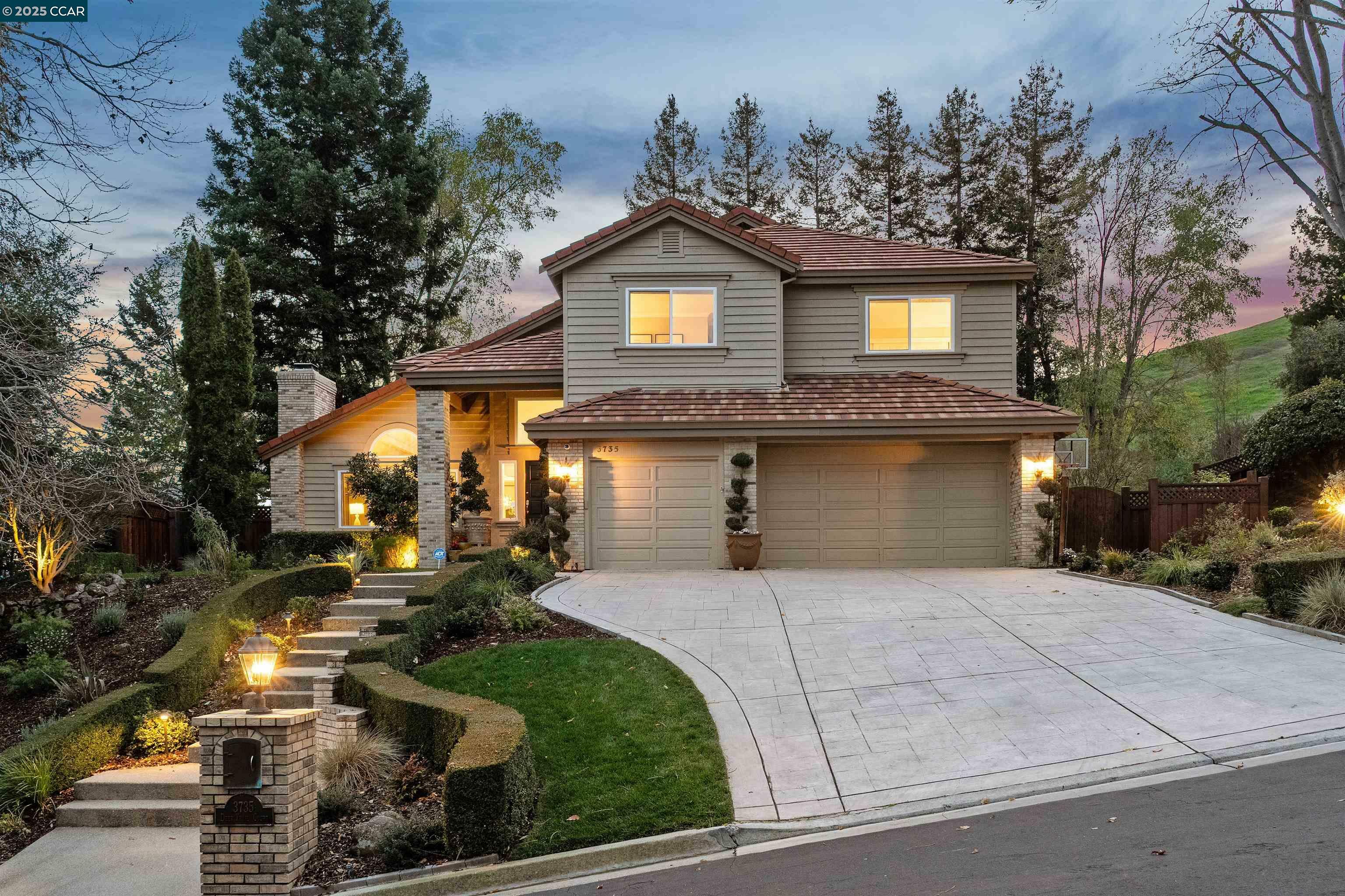 Property Photo:  3735 Deer Trail Ct  CA 94506 