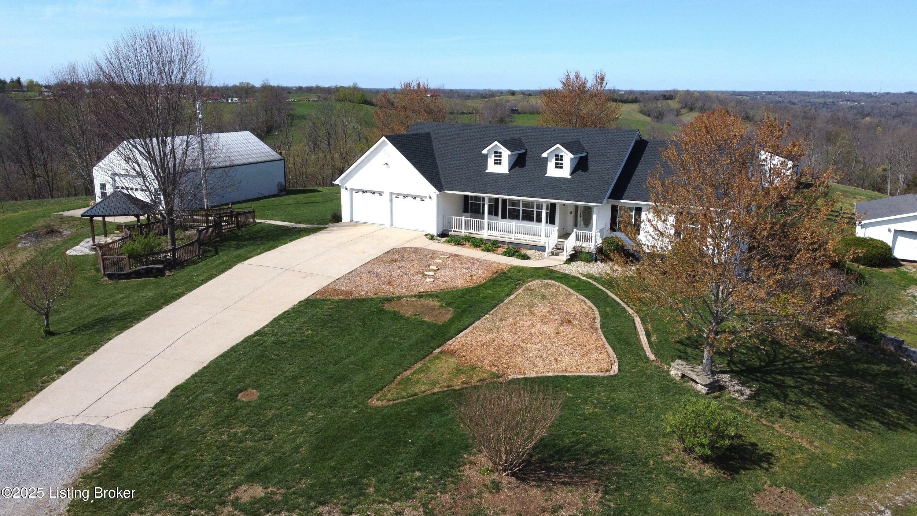 Property Photo: 1655 Poosey Ridge Rd KY 40475