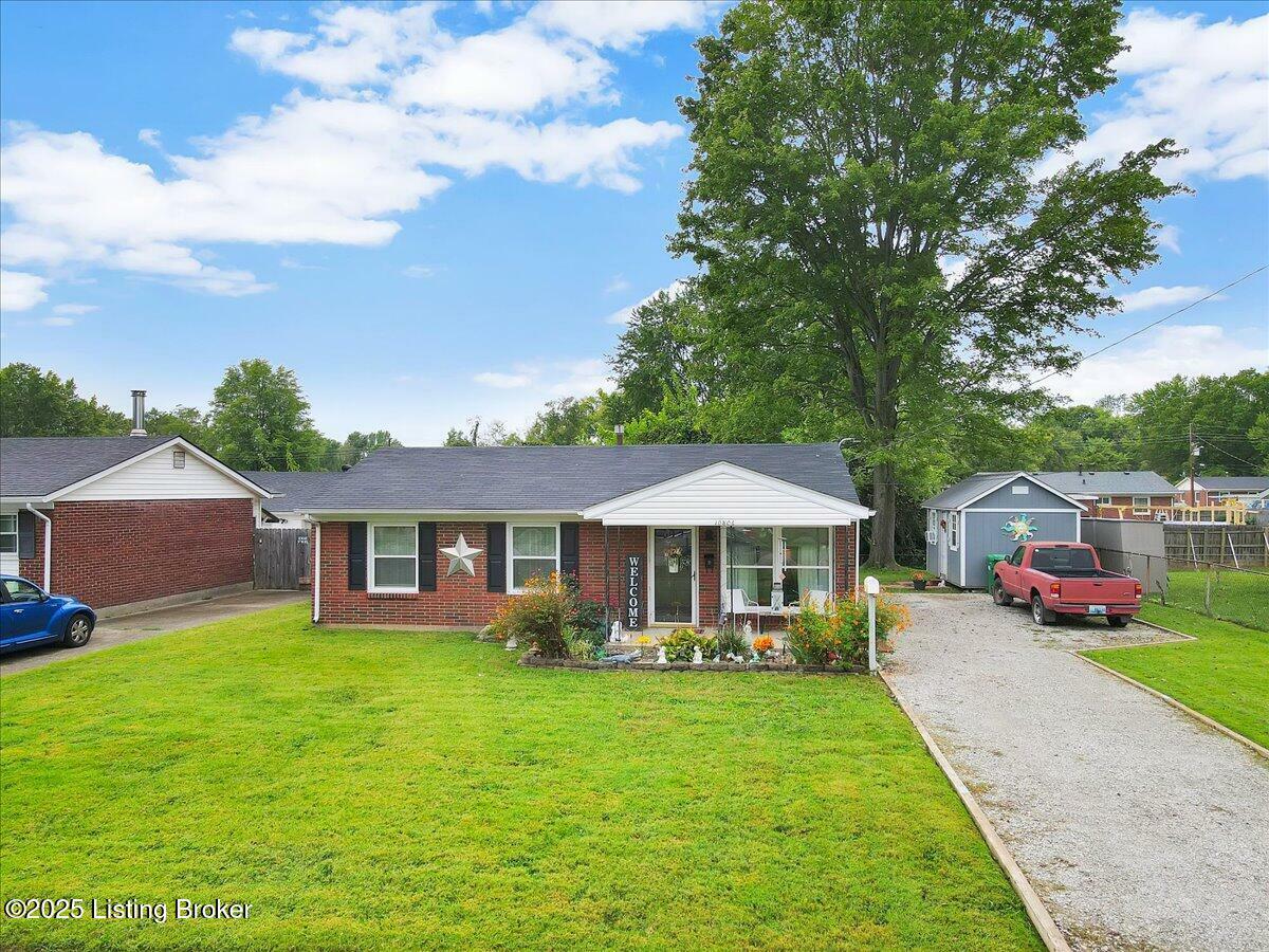 Property Photo:  10806 Jacqueline Way  KY 40272 