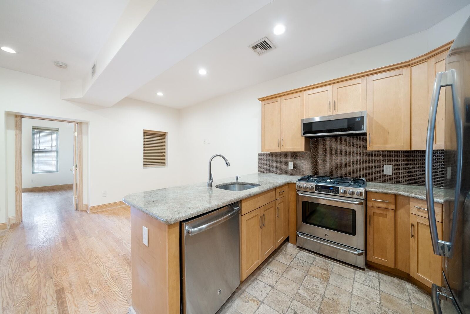 Property Photo:  317 Park Ave 1  NJ 07030