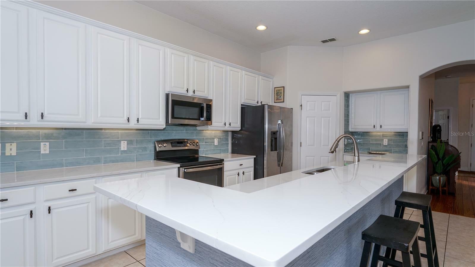 Property Photo: 4527 Sunset Lane FL 32765