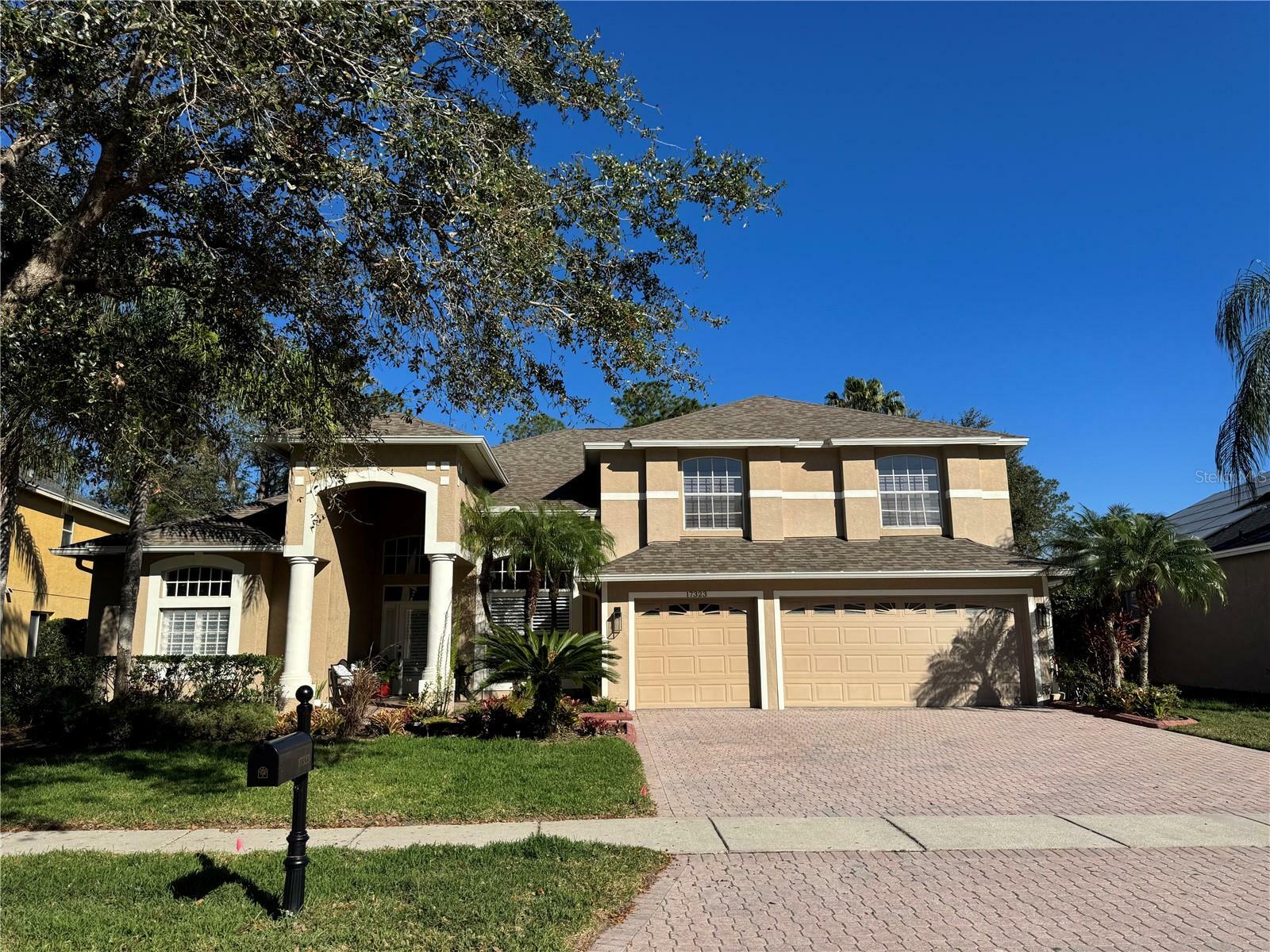 Property Photo:  17323 Emerald Chase Drive  FL 33647 