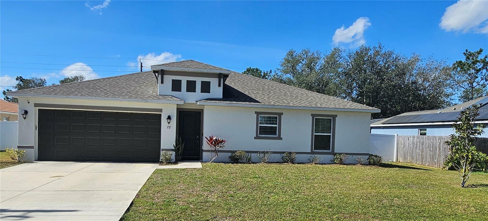 Property Photo:  72 Felwood Lane  FL 32137 