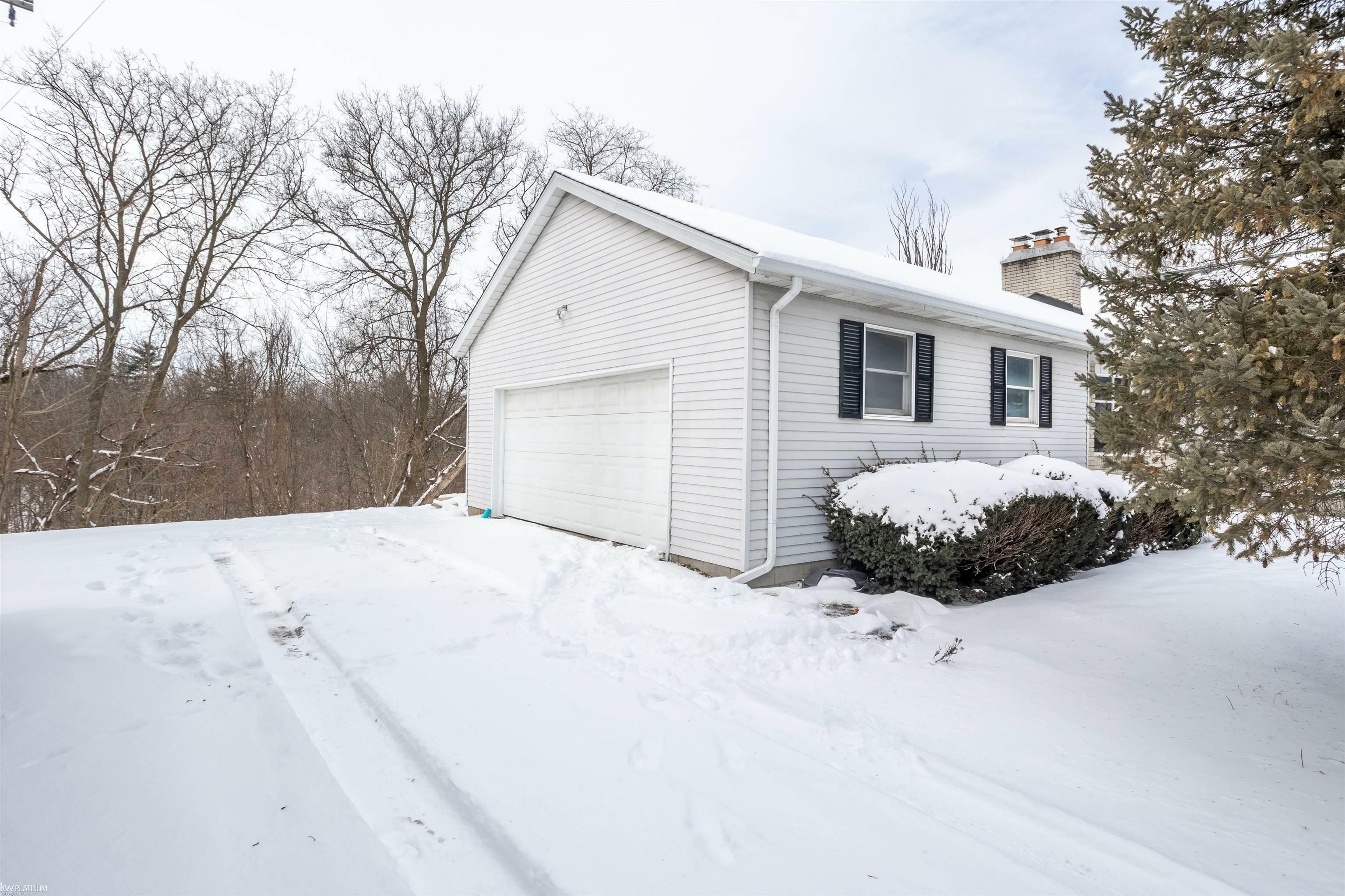 Property Photo:  1526 S Bartlett Road  MI 48079 