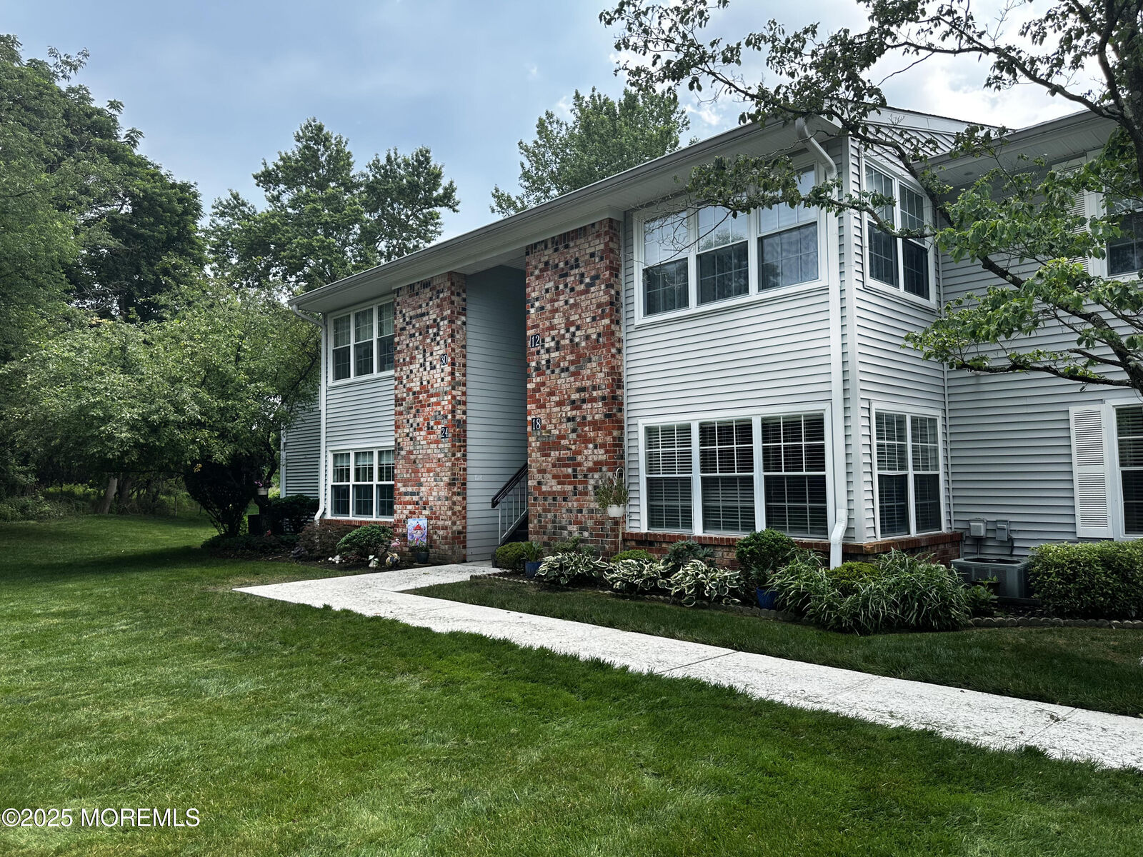 Property Photo:  30 Snowburry Court  NJ 07701 