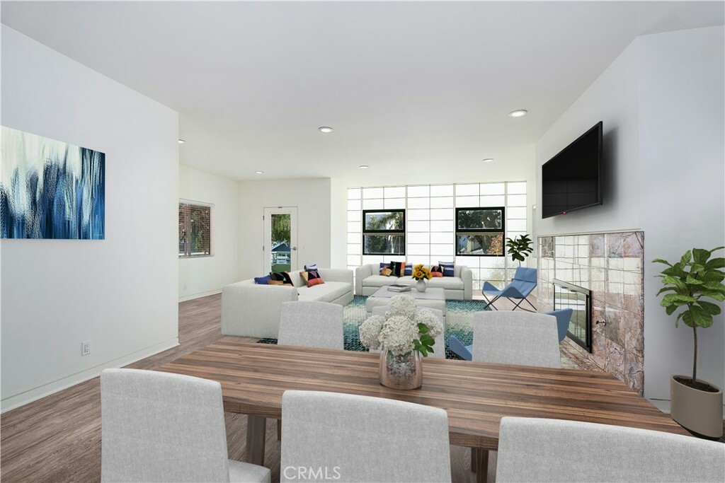 Property Photo: 227 Market Street CA 90291