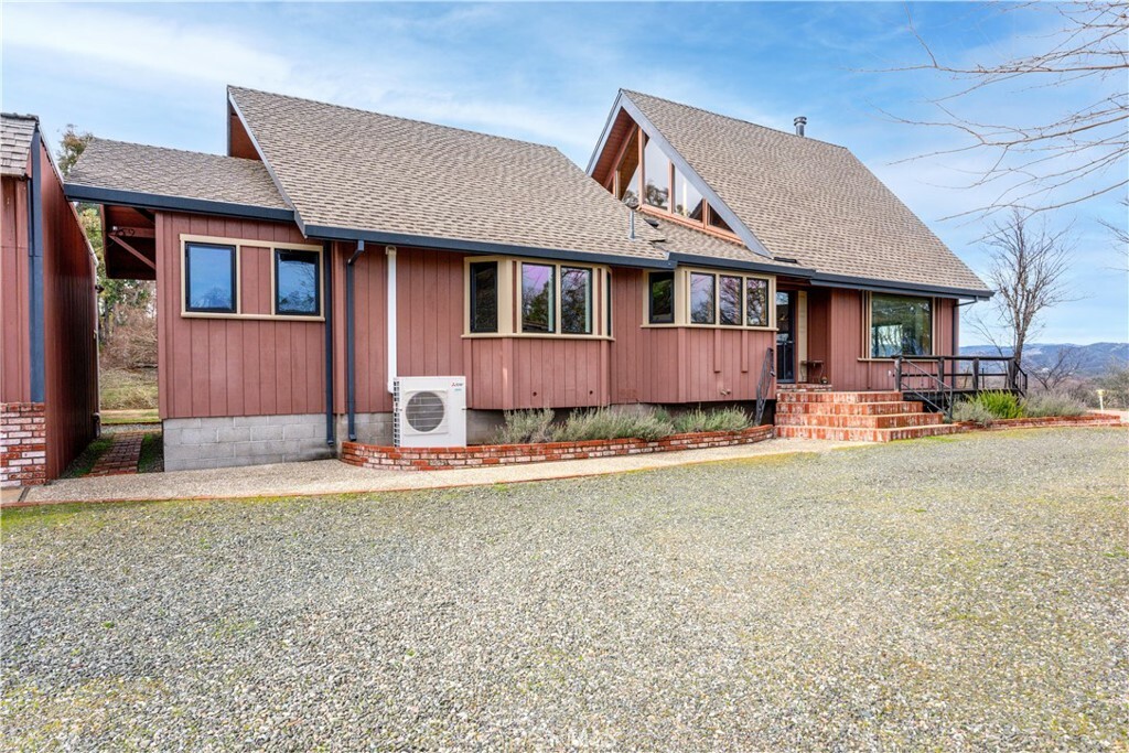 Property Photo:  2567 Hendricks Road  CA 95453 