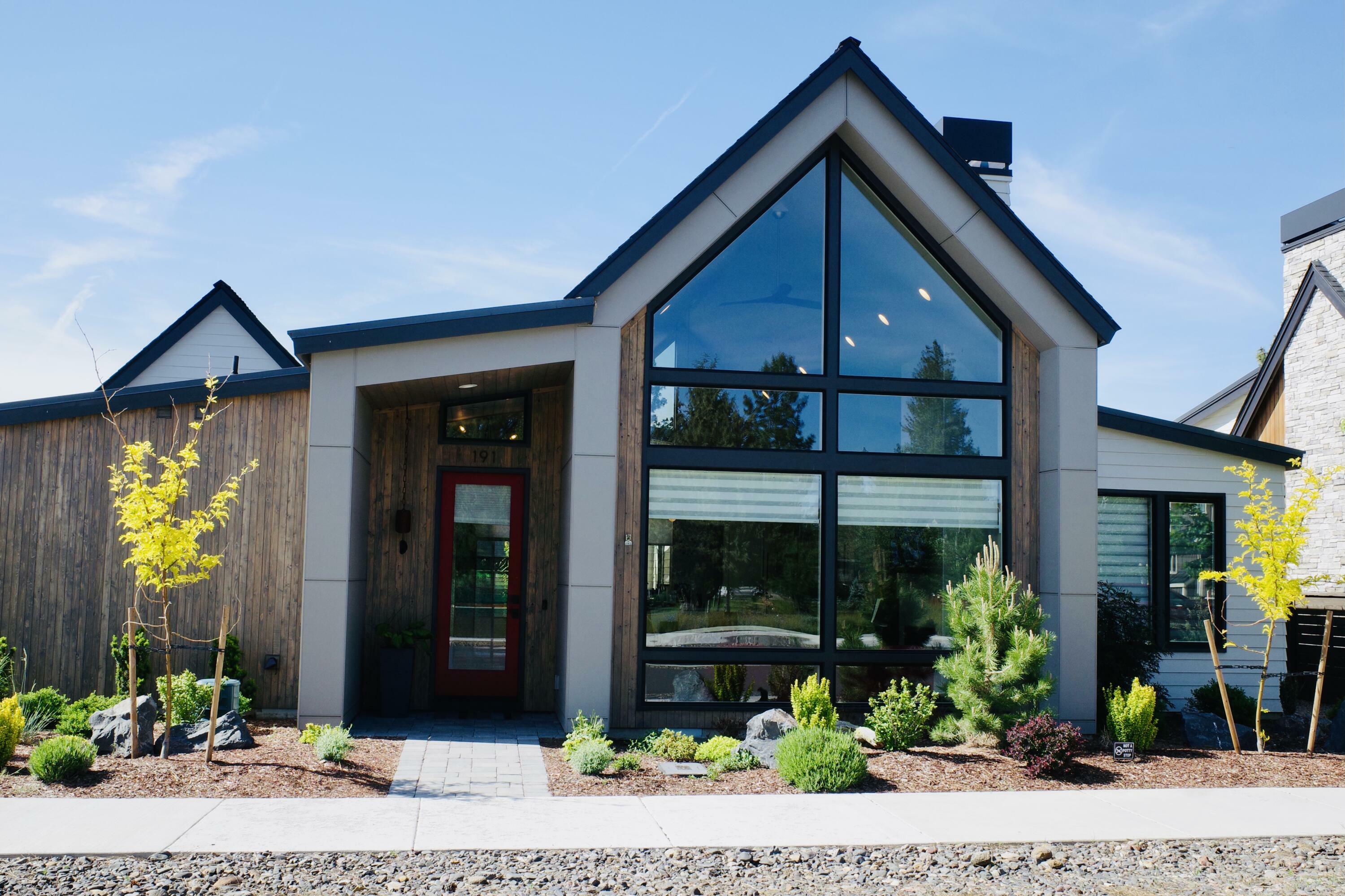 Property Photo: 191 W Clearpine Drive OR 97759