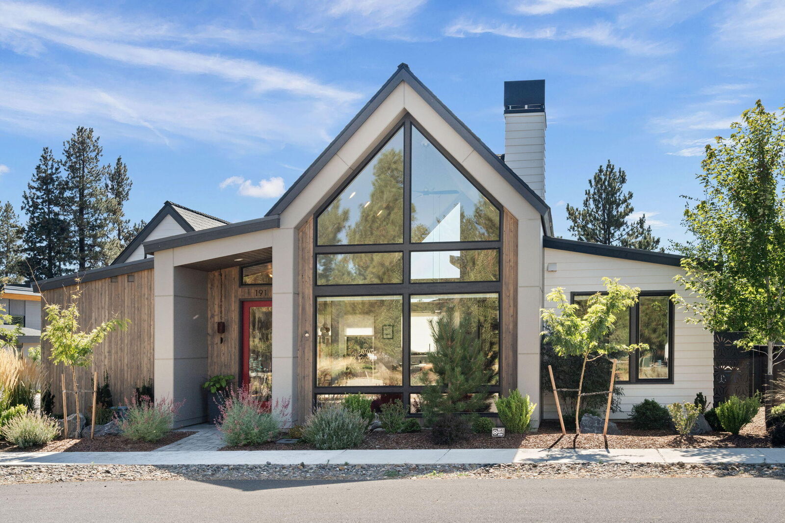 Property Photo: 191 W Clearpine Drive OR 97759