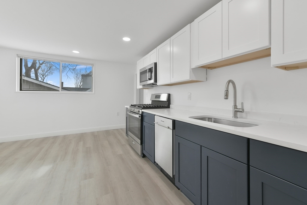 Property Photo: 1812 River 1 MA 02136