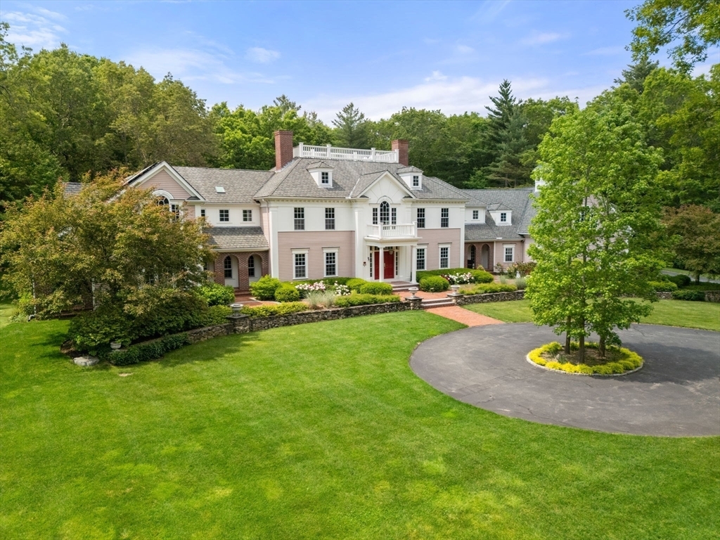 Property Photo:  5 Hamlins Crossing  MA 02030 