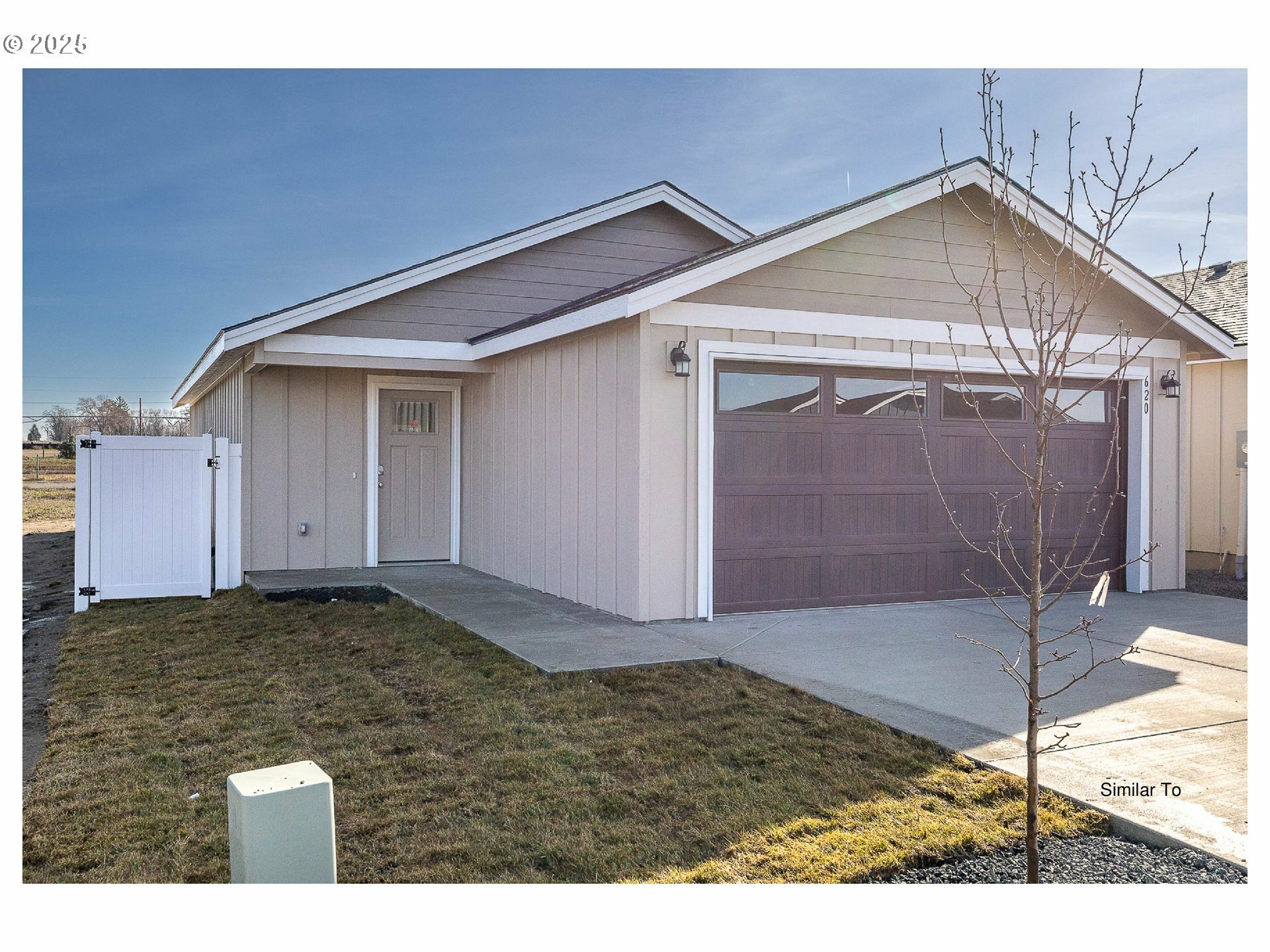 Property Photo: 1083 NE Emerald Dr OR 97838