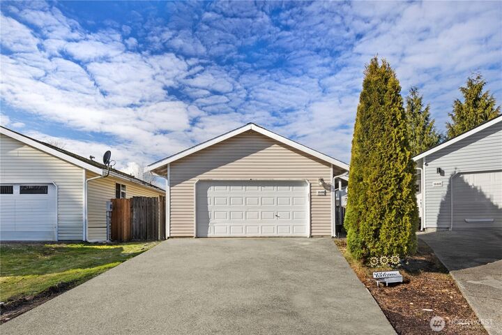 16406  42nd Avenue NE A  Arlington WA 98223 photo