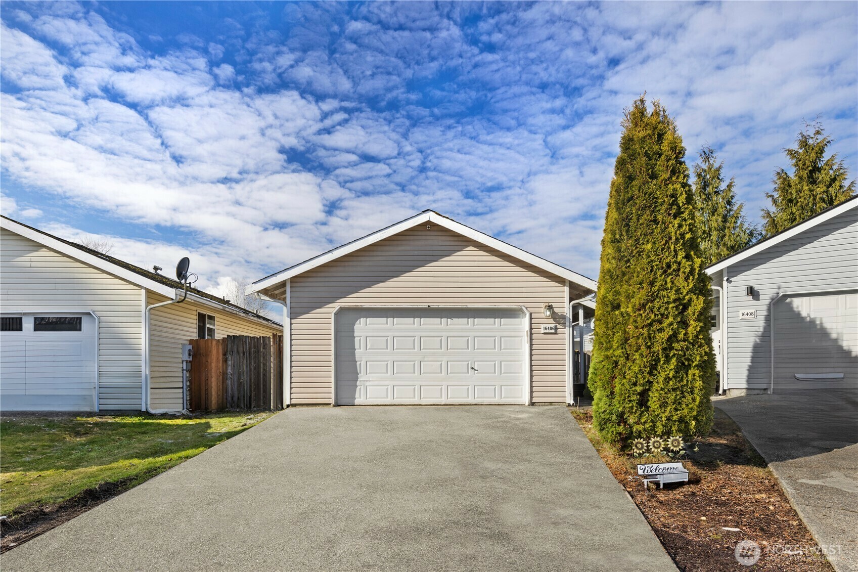 Property Photo: 16406 42nd Avenue NE A WA 98223