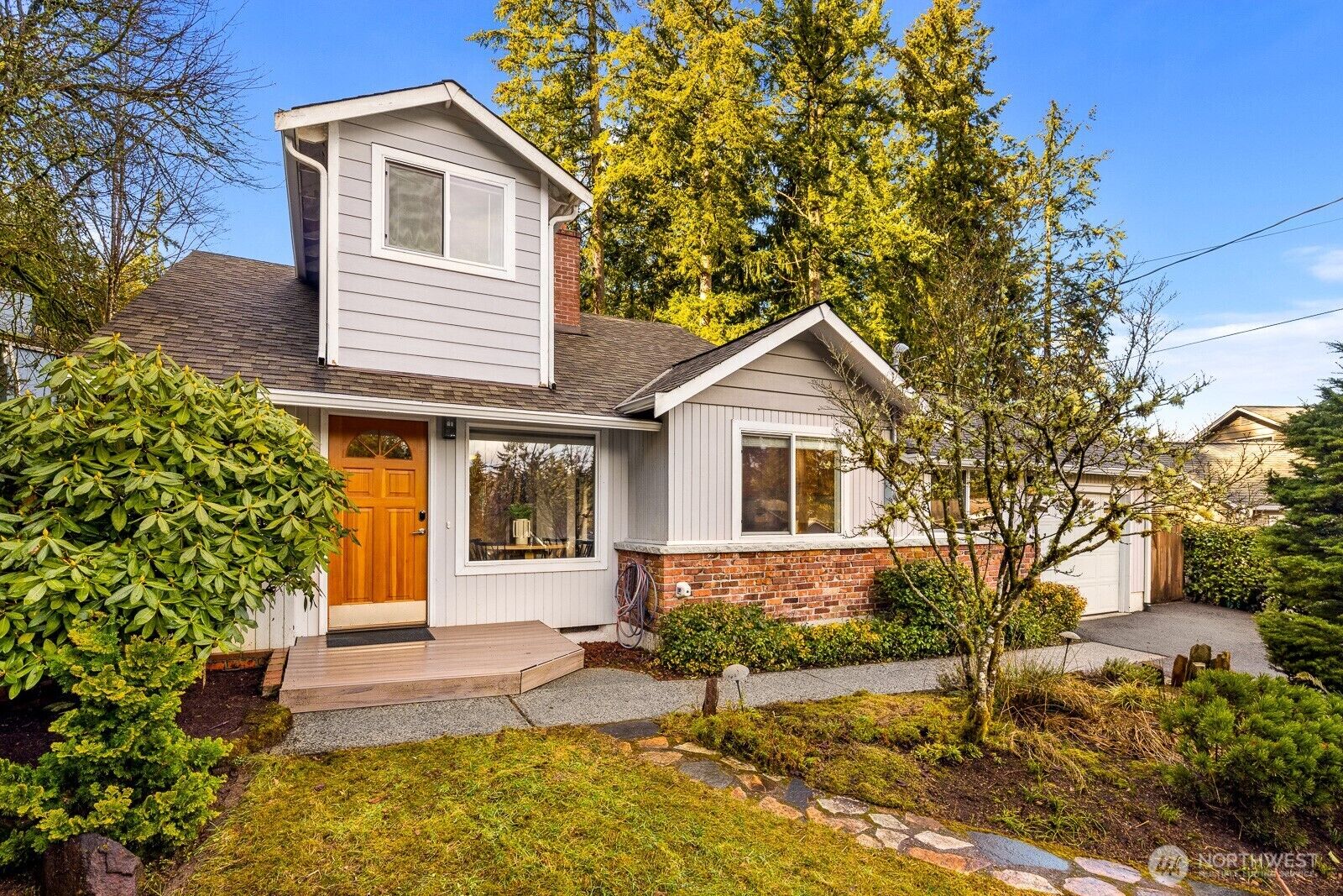 Property Photo:  7315 NE 140th Street  WA 98034 