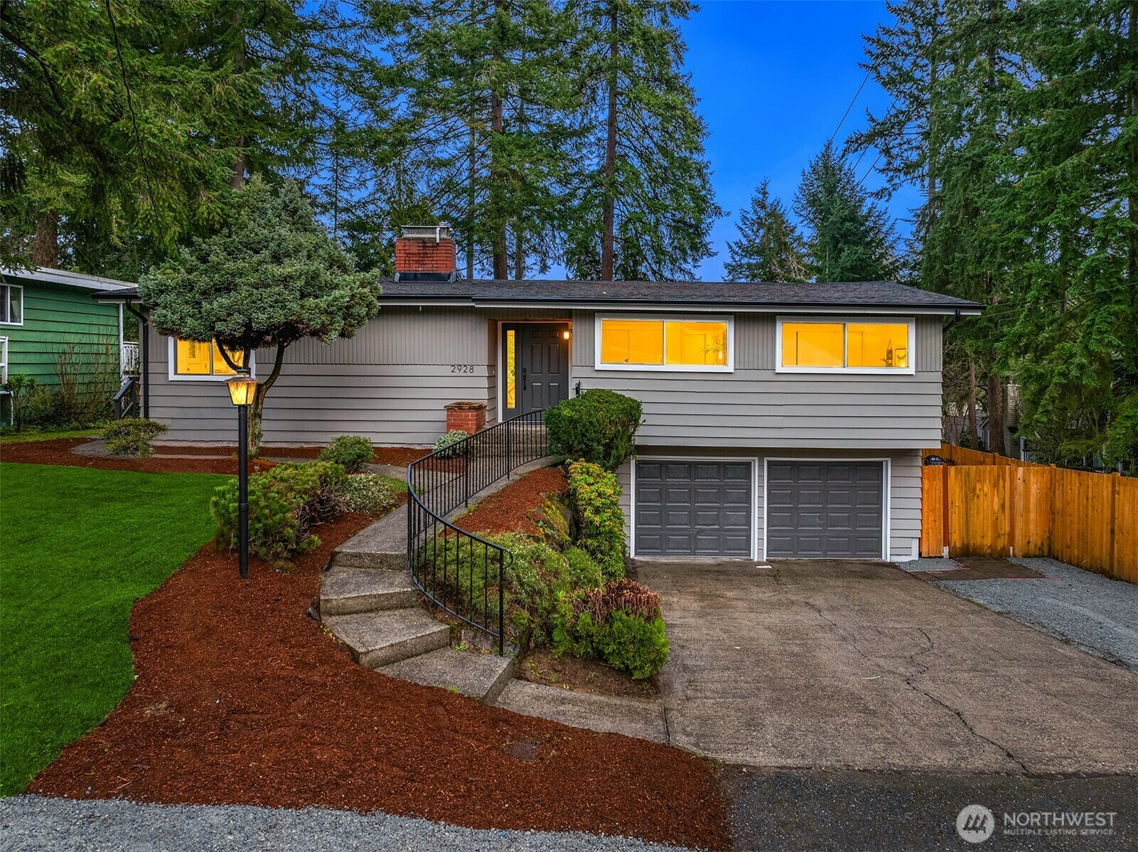 2928  128th Avenue SE  Bellevue WA 98005 photo