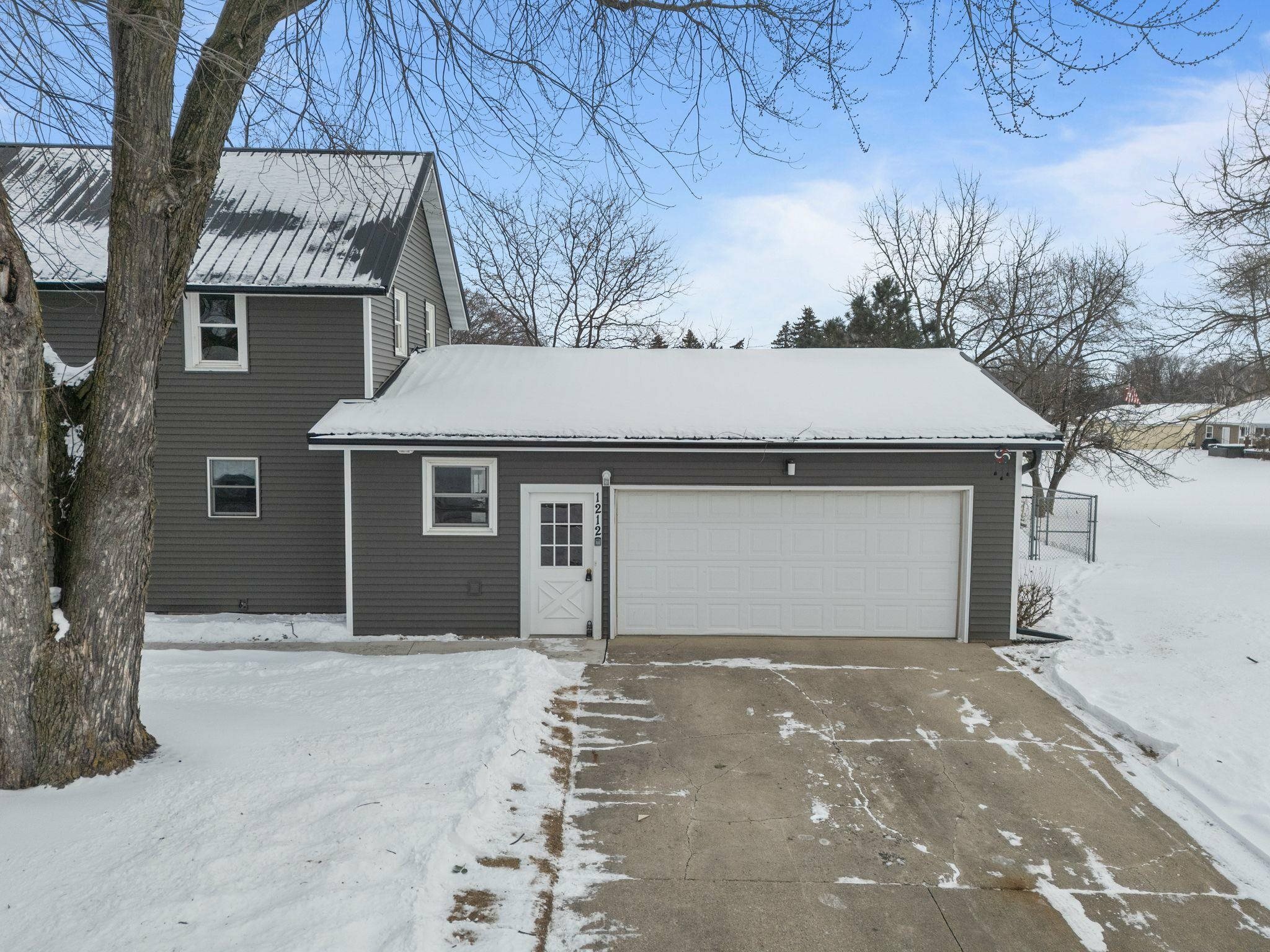 Property Photo:  1212 Rosehill Road  WI 54130 