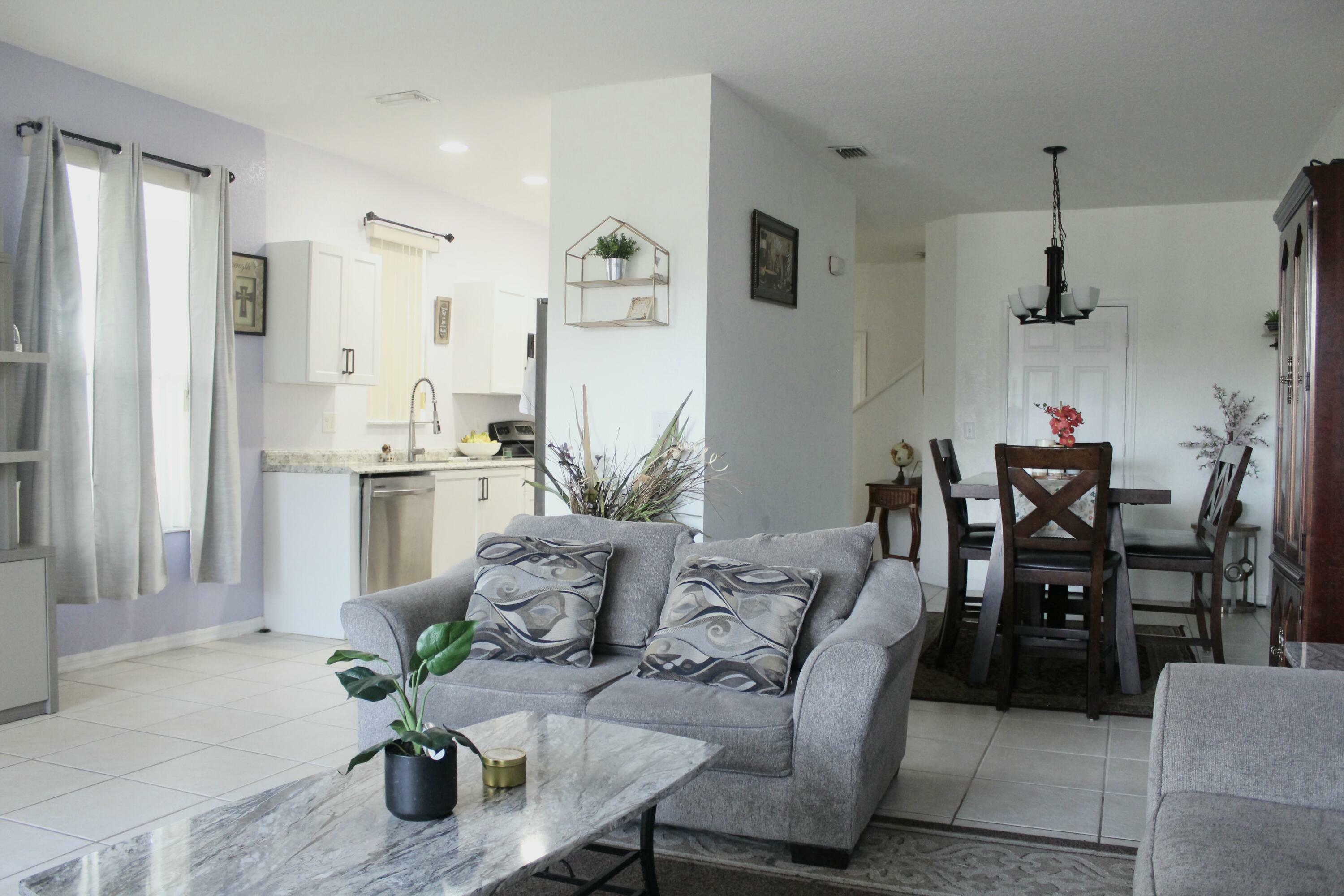 Property Photo: 5210 White Oleander FL 33415