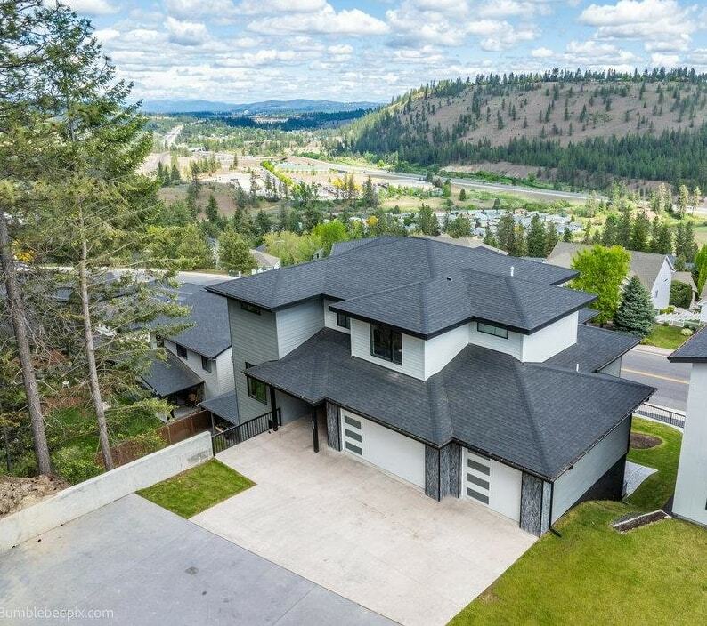 Property Photo: 5022 S Lincoln Way WA 99224