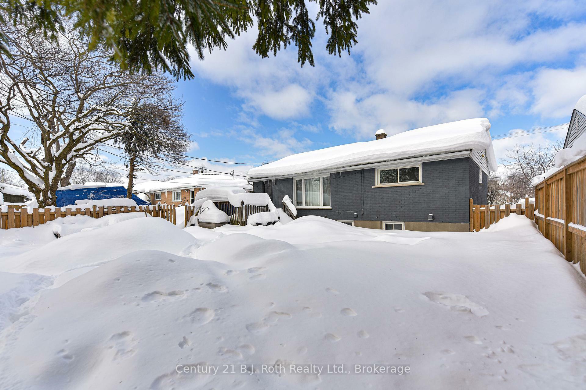 Property Photo: 311 James Street E ON L3V 1M4