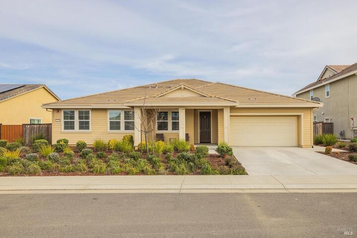 1013 Capitola Court  Vacaville CA 95687 photo