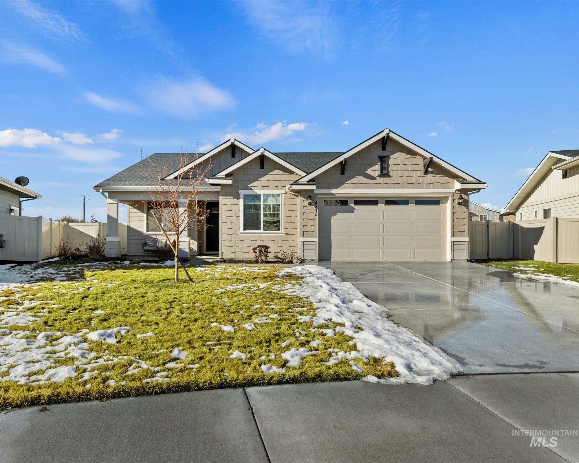 4875 N Glenrock Ave  Meridian ID 83646-7474 photo