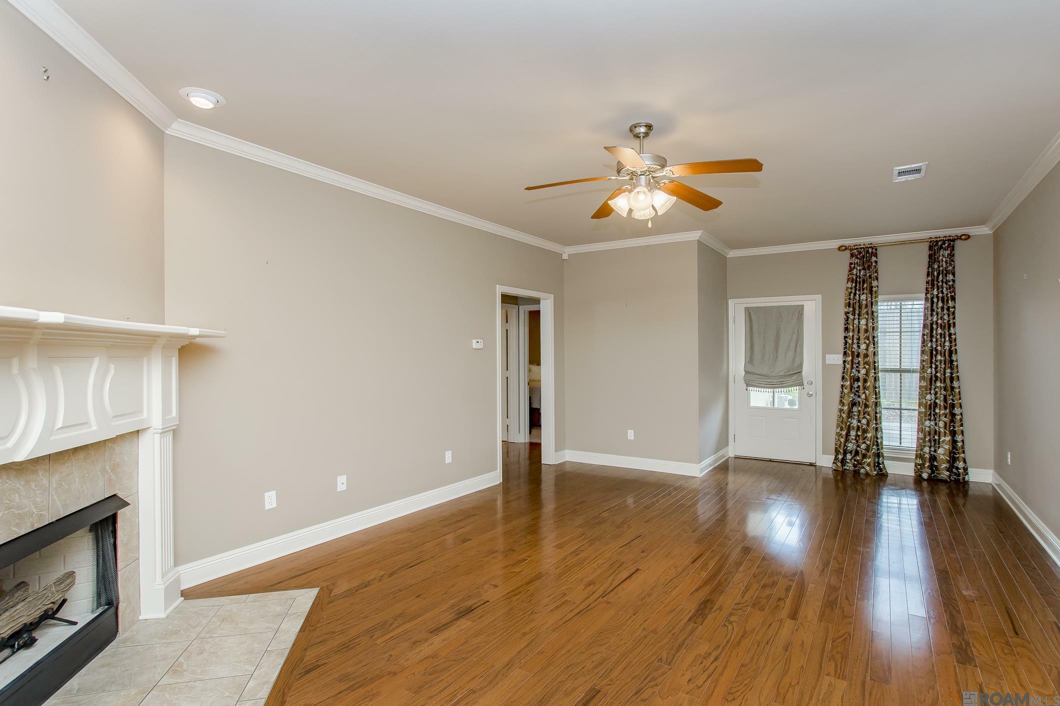 Property Photo: 11510 Southfork Ave #41 LA 70816