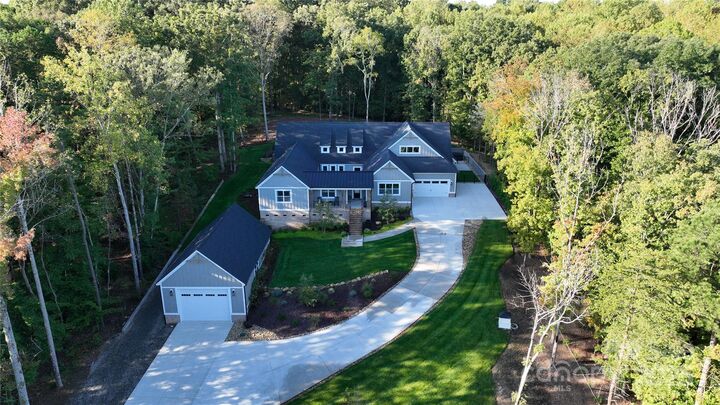 Property Photo:  324 Patternote Road  NC 28117