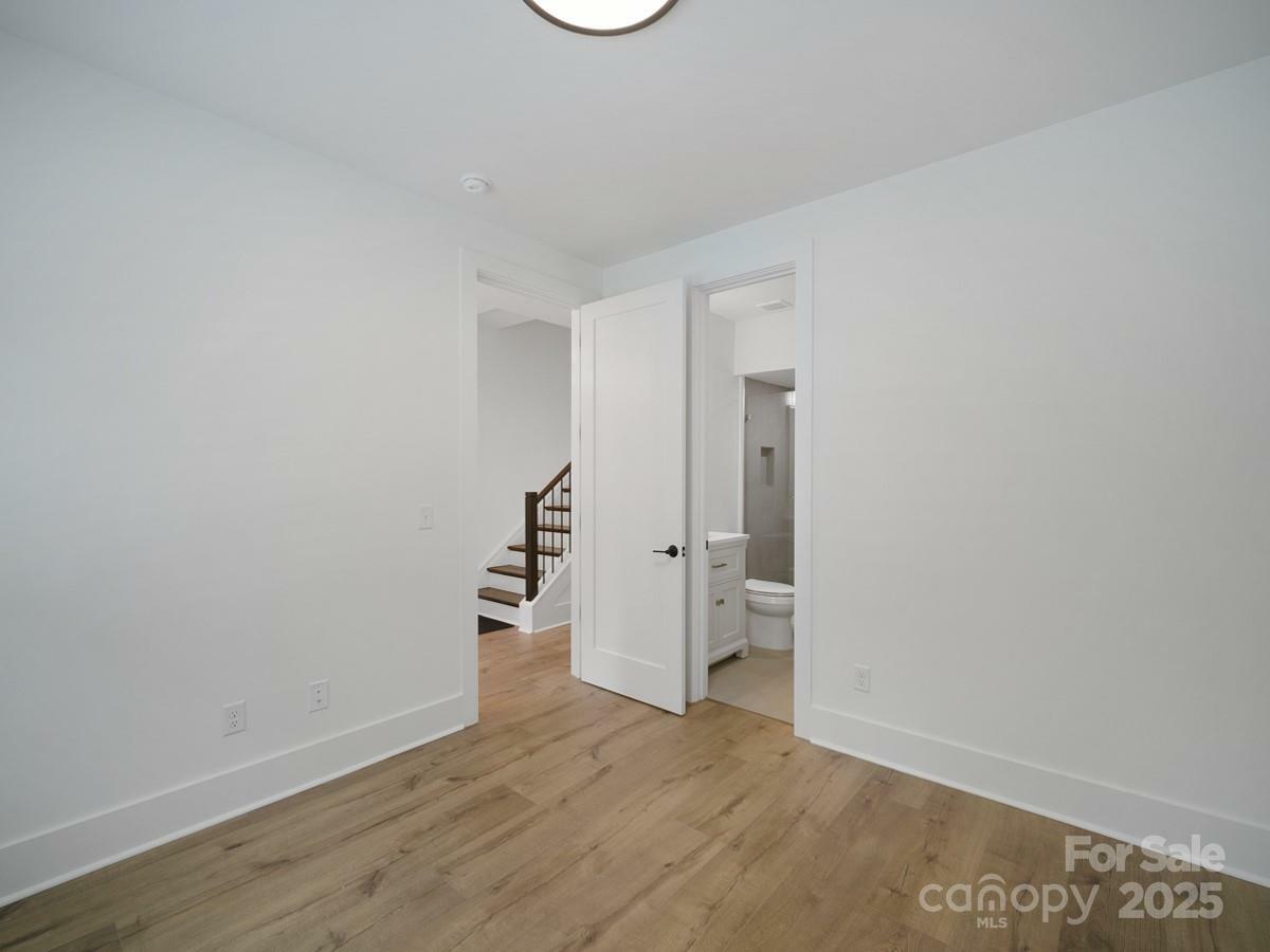 Property Photo:  2534 Park Rose Lane 11  NC 28204 