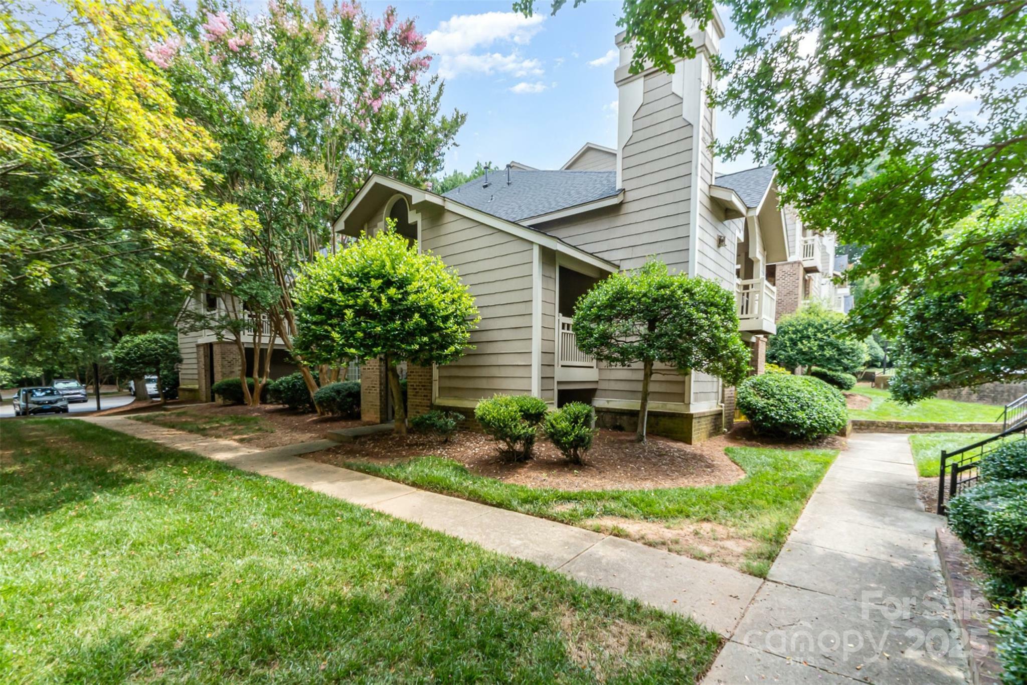 Property Photo:  5011 Sharon Road B  NC 28210 
