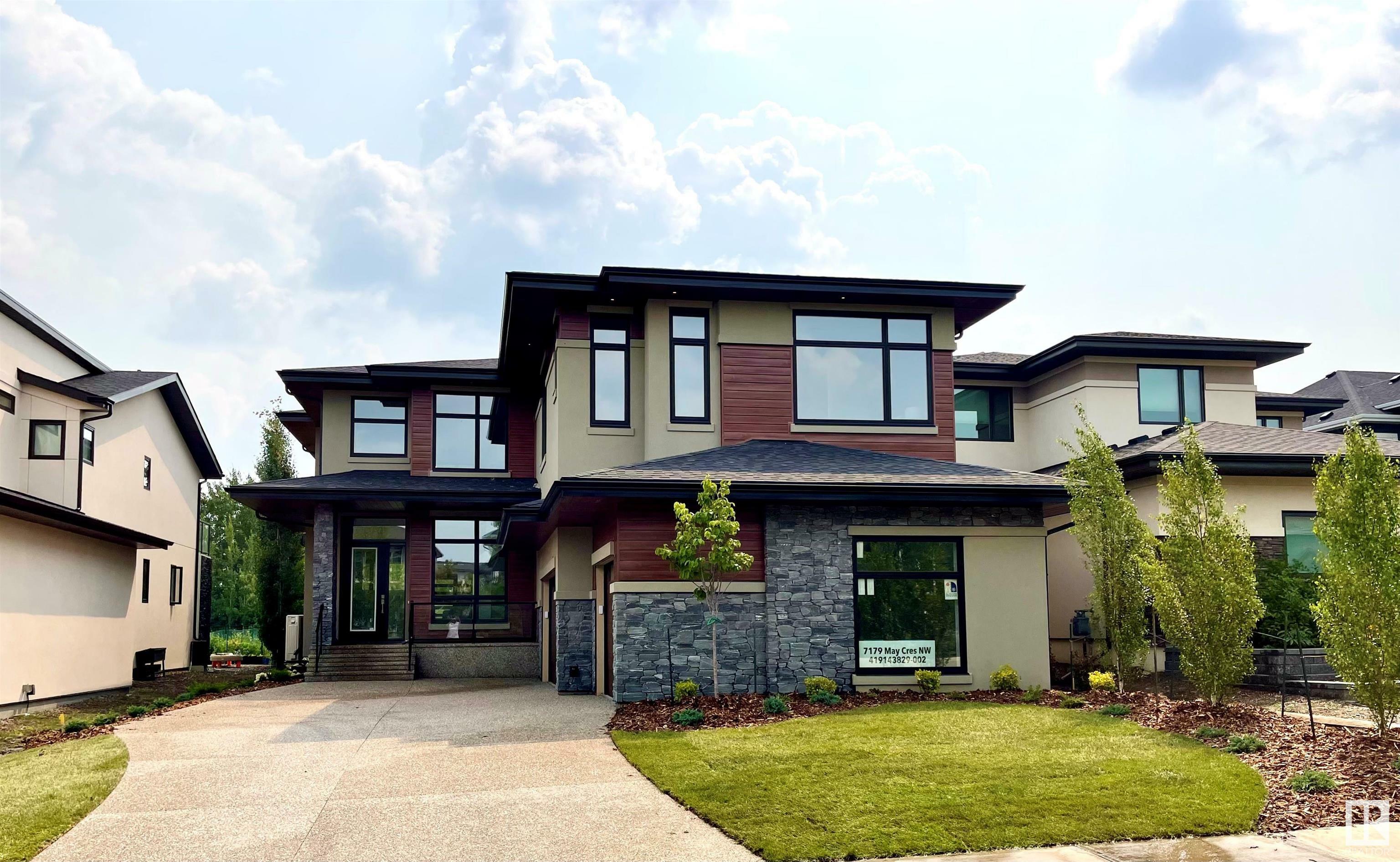 Property Photo: 7179 May Crescent NW AB T6R 0V8