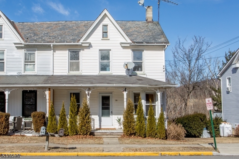 Property Photo:  94 Brunswick Ave  NJ 08804 