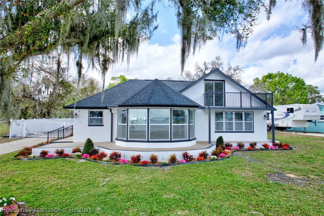 Property Photo:  4290 Lakeview Drive  FL 33870 