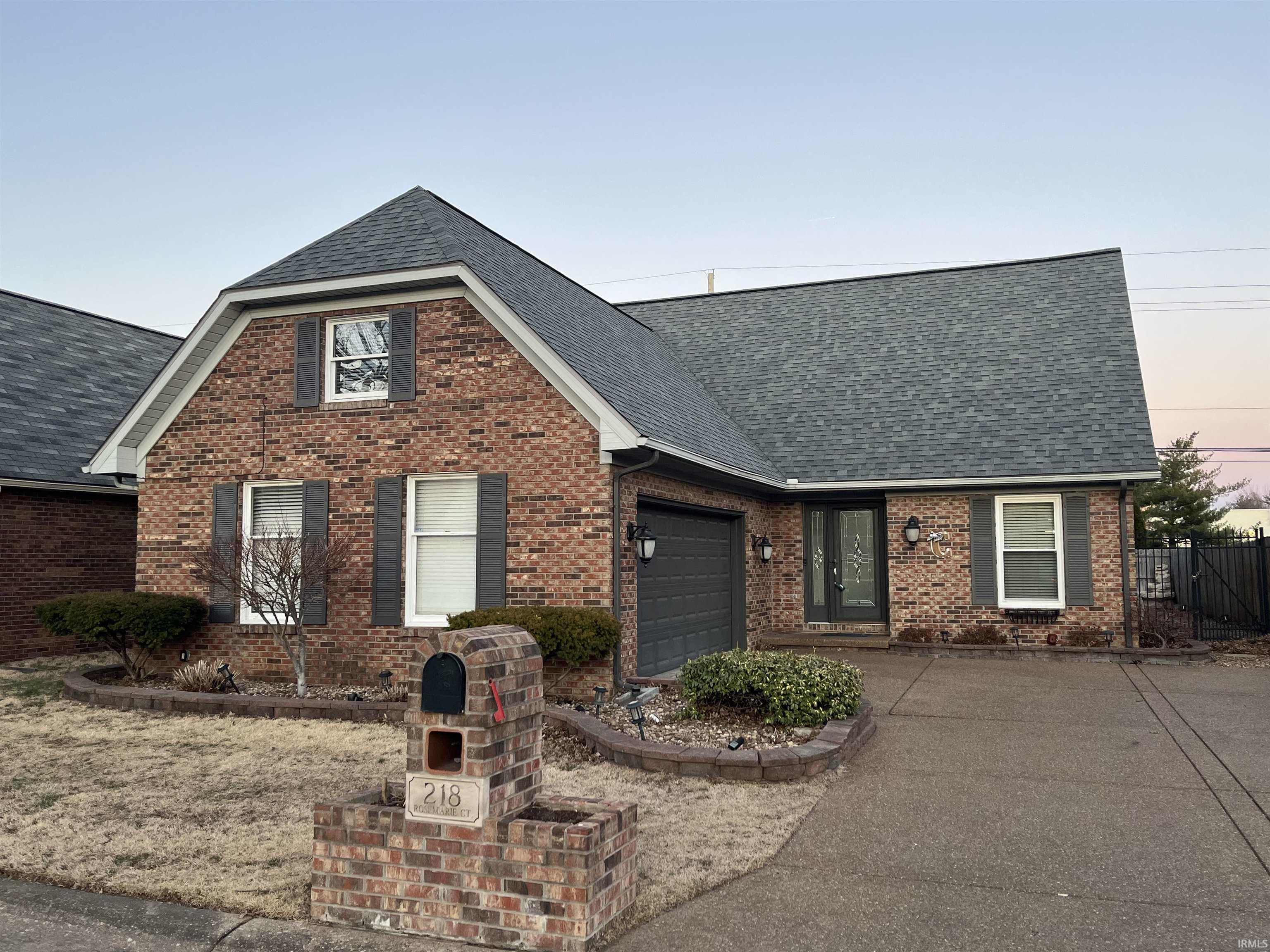 Property Photo:  218 Rosemarie Court  IN 47715-7424 