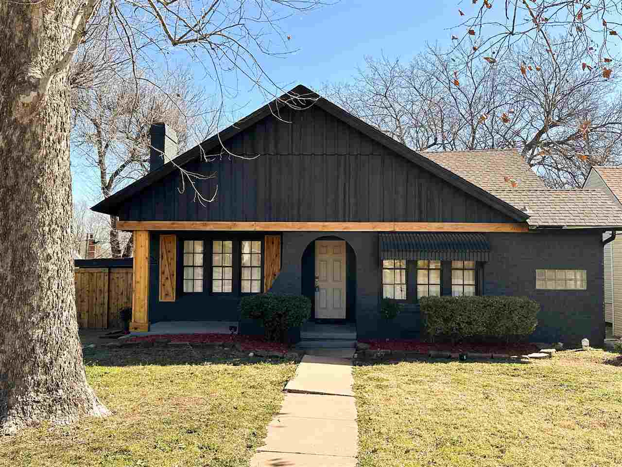 Property Photo:  711 NW 13th St  OK 73501 