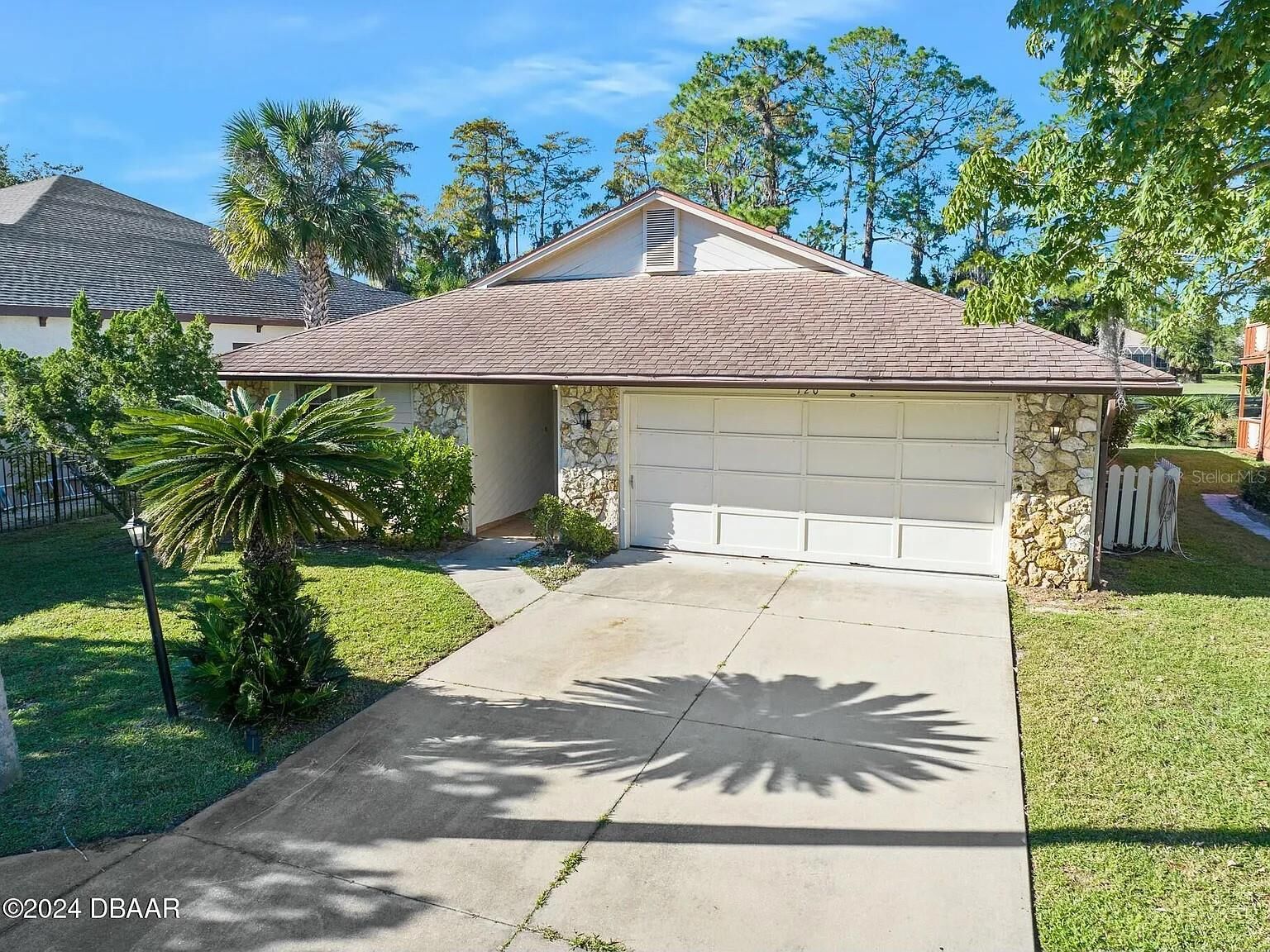 Property Photo:  120 Killdeer Court  FL 32119 