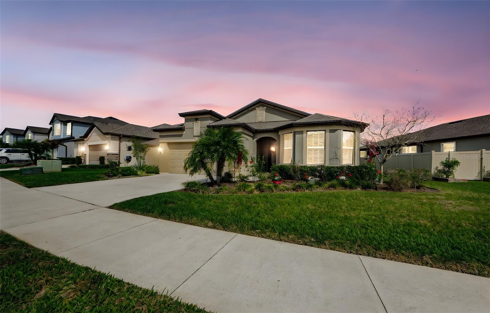 Property Photo: 7580 Pool Compass Loop FL 33545