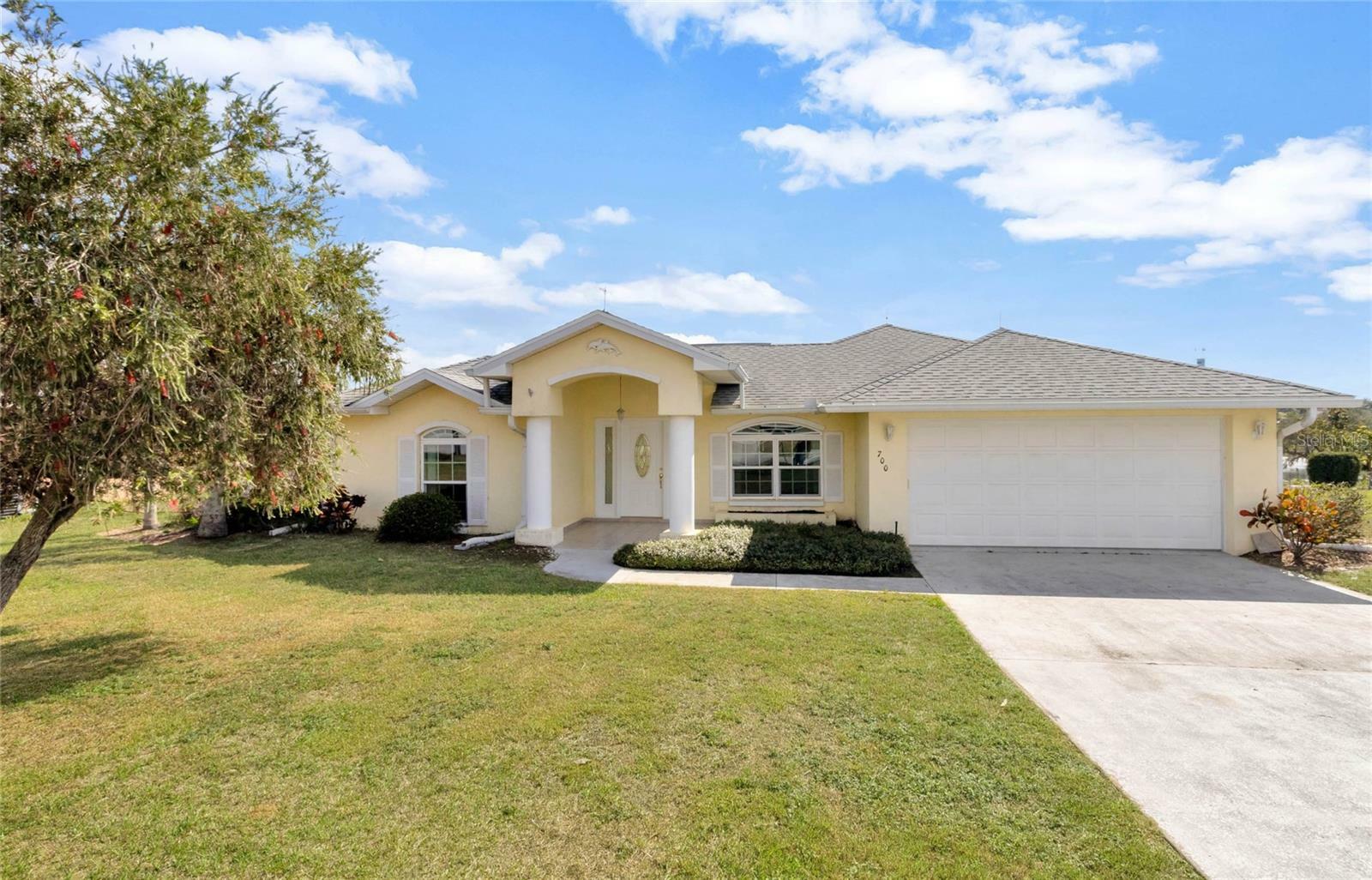 Property Photo: 700 Roby Court FL 33838